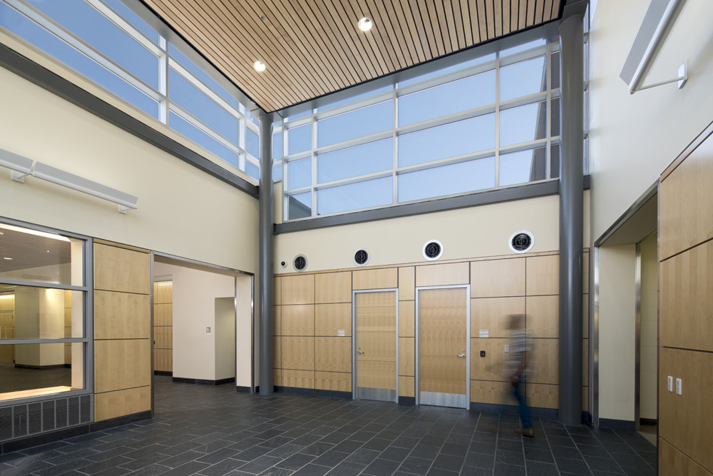 CMW_2015_002_N31_medium