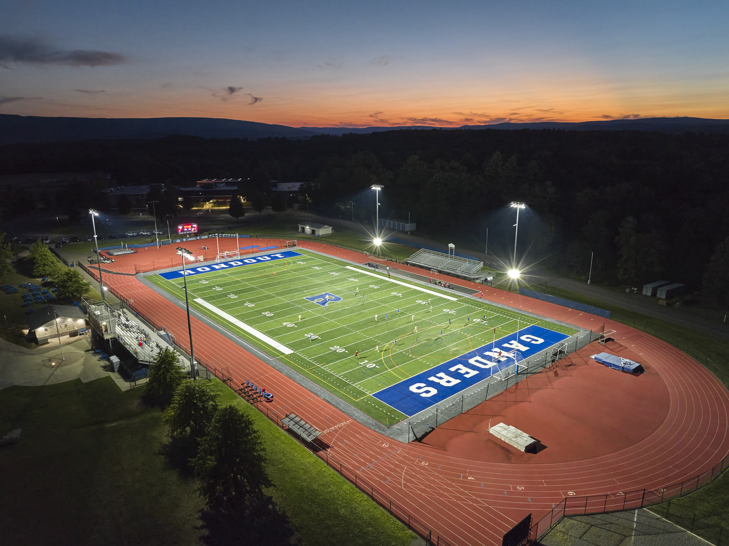 Rondout Valley CSD – 2019 Bond Referendum Sunset behind the newly renovated Rondout Valley CSD Athletic Complex.