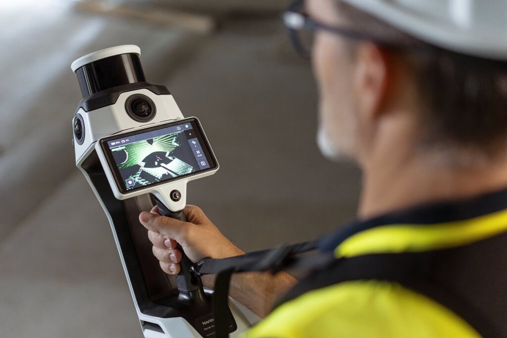 Press package photography from NacVis MLX provided by Rob Ross.