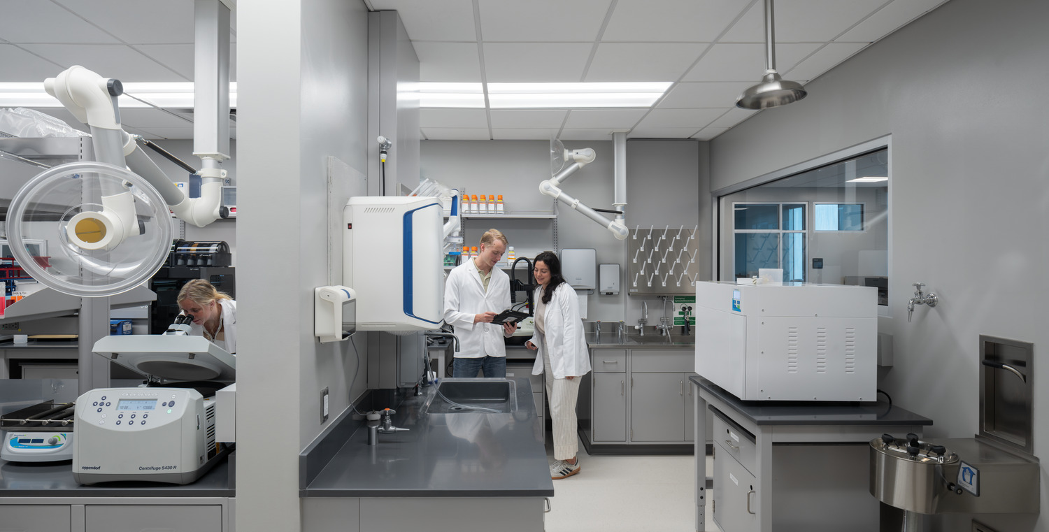 Bridging the Bench and the Marketplace: Designing Translational Research Facilities That Win Funding, Talent and Trust